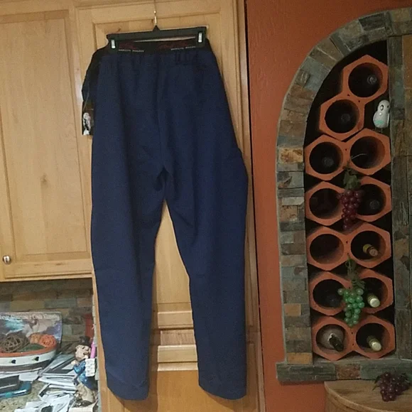 Marilyn Monroe By Medichic Blue Stretch Scrub Pants NWT - Picture 4 of 5